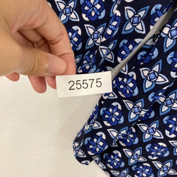 JM Collection XL Blue Black Floral Abstract Pattern Stretch Knit Top Office - Picture 9 of 9